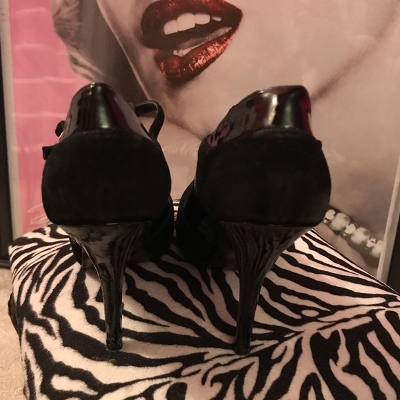 👠Gorgeous Guess Platform Shoe👠 - Picture 4 of 4